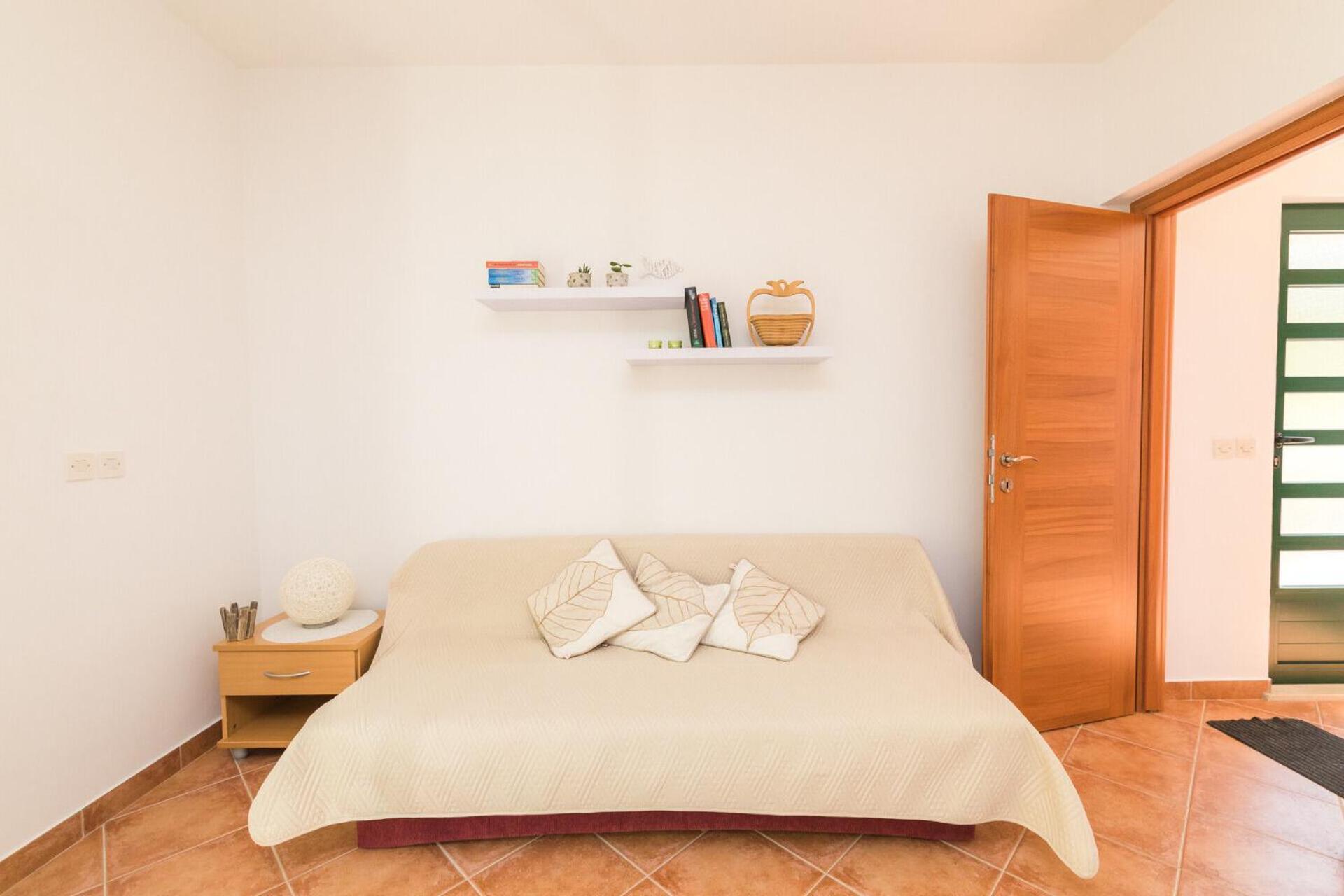 Apartments Seric Vrboska Exterior photo
