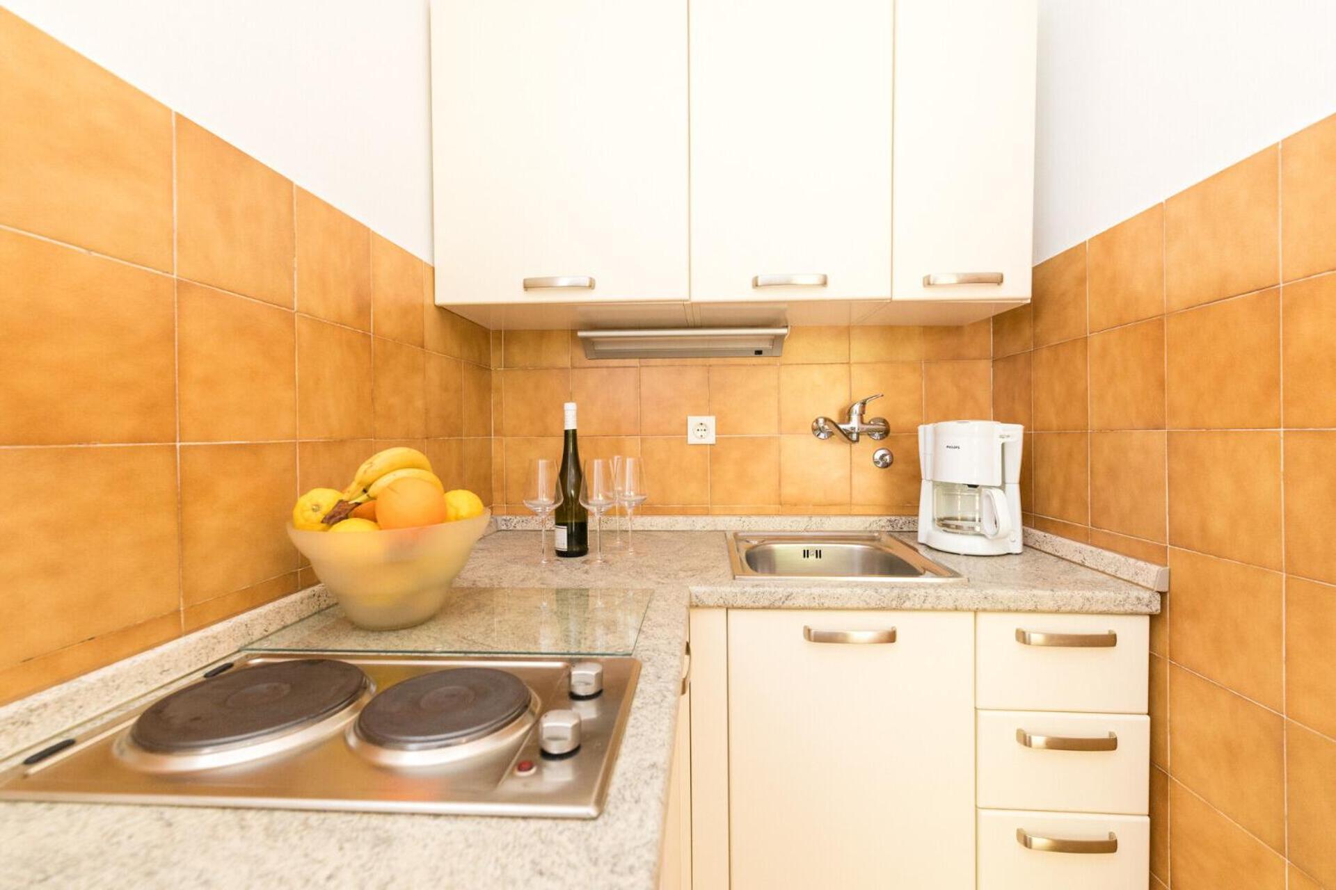 Apartments Seric Vrboska Exterior photo